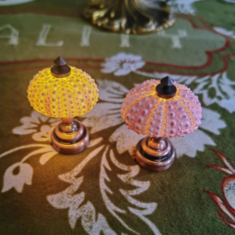 Lampe de Chevet LED Oursin de Mer pour Enfants – Lampe de Nuit Décorative avec Lumière Douce et Chaleureuse, Idéale pour Chambre de Fille