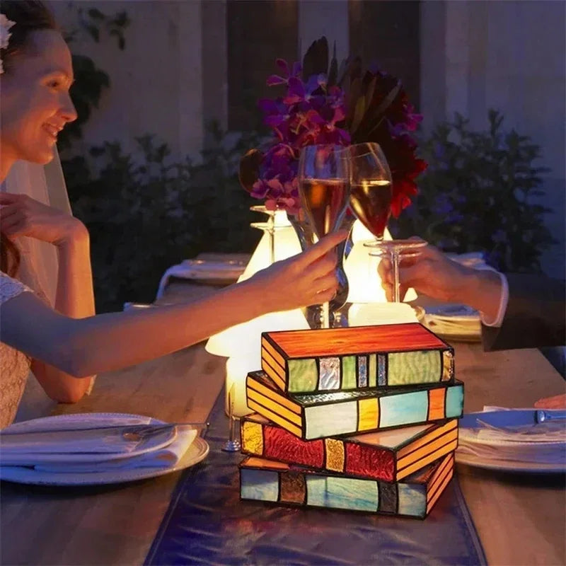 Lampe de Table en Verre Coloré en Forme de Livres Empilés – Éclairage Ambiant pour Décoration de Lecture