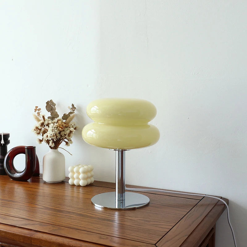 Lampe de Table en Verre Macaron Orange avec Éclairage Doux et Base Ronde en Fer – Design Moderne pour Chambre et Bureau