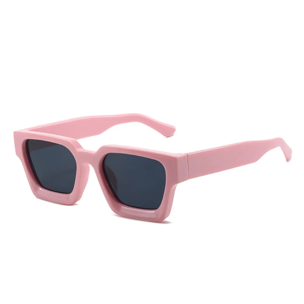 Women's Sunglasses with Large Pink Frame and UV400 Protection – Elegance and Summer Comfort