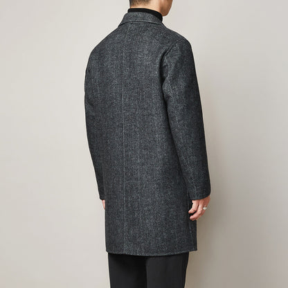 Mid-thigh wool coat for men with lapel collar - Timeless elegance