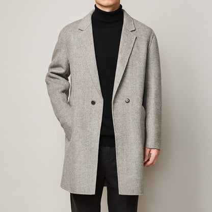 Mid-thigh wool coat for men with lapel collar - Timeless elegance