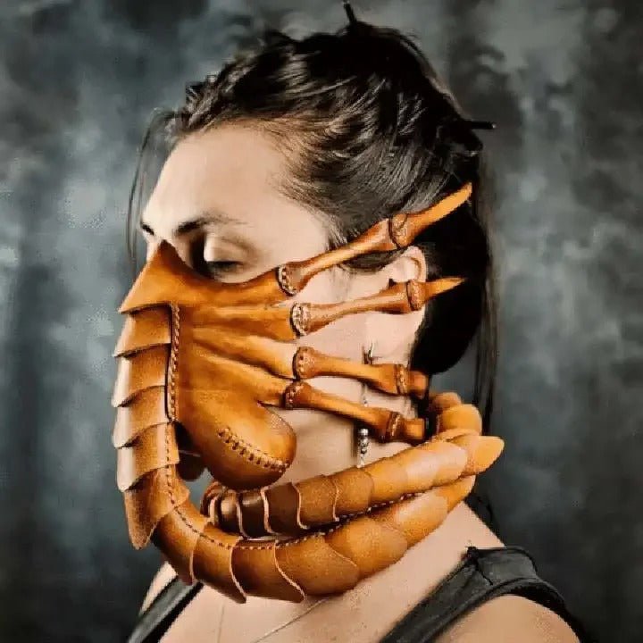 Masque Alien Insecte Réaliste à Moitié Visage en Latex Léger pour Halloween et Cosplay – Ajustement Confortable et Saisissant
