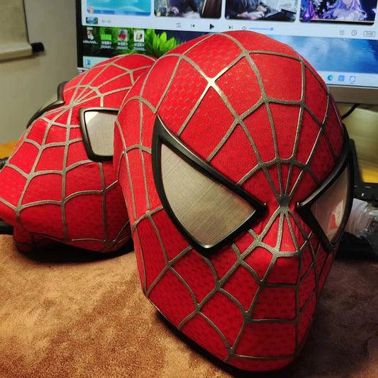 Hard Shell Spiderman Mask with Magnetic Eyes for Cosplay and Halloween