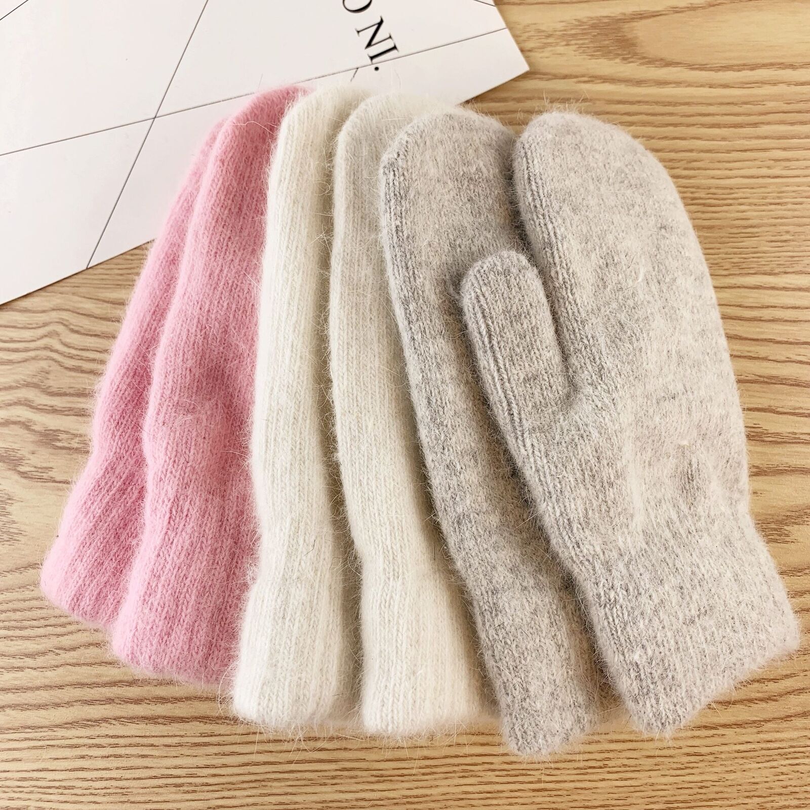 Mitaines Femmes en Fausse Fourrure Douces et Élégantes – Confort Hivernal avec Revers Côtelé 1