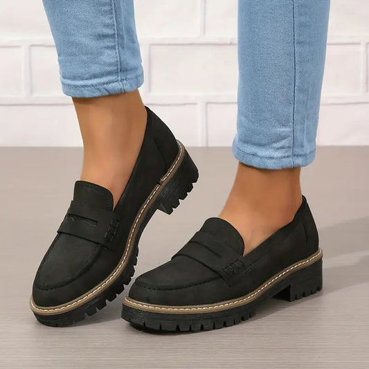 Women's Black Moccasins with 4.5 cm Padded Sole – Optimal Comfort and Slip-On Design