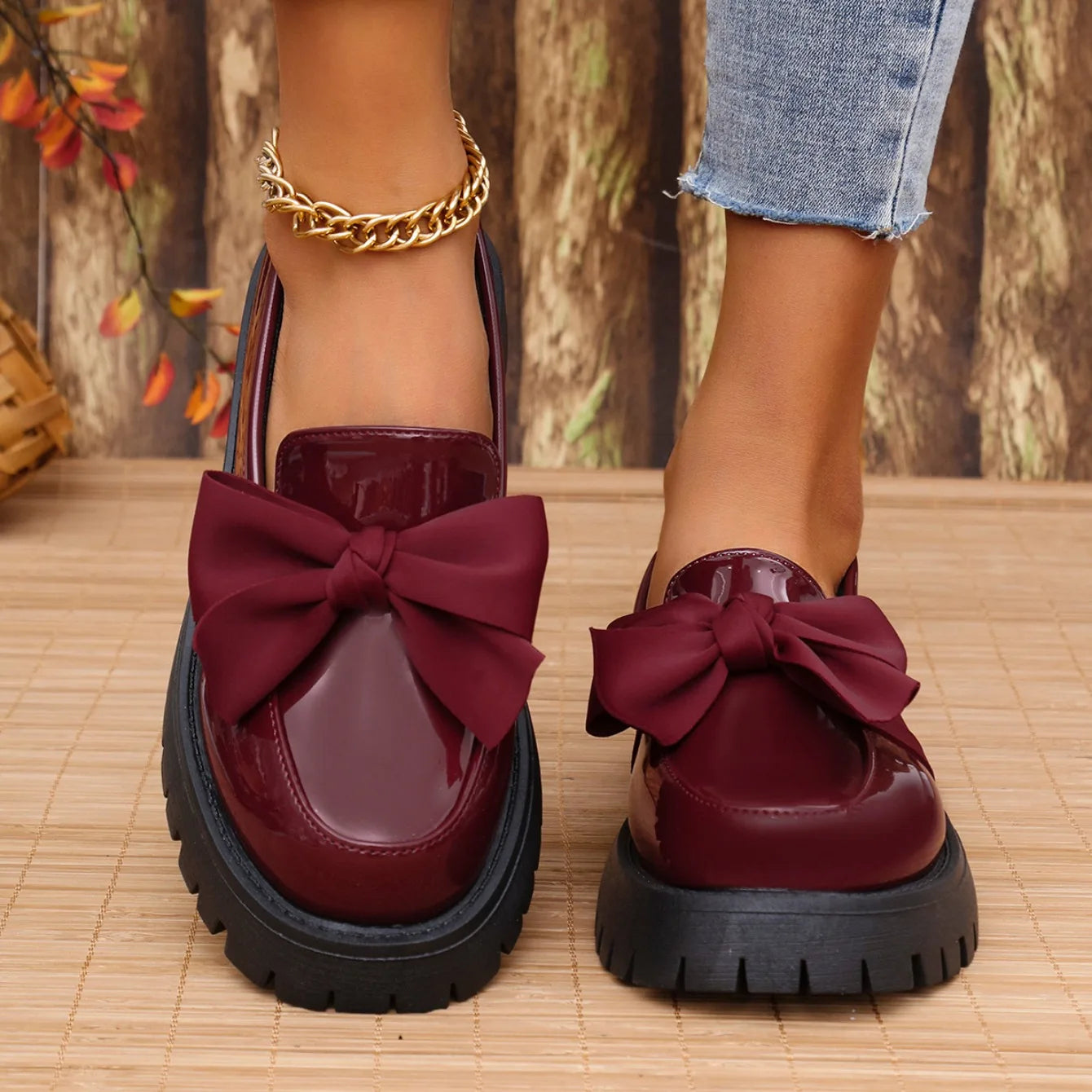 Women’s patent leather loafers with thick sole – Elegance and comfort for everyday wear