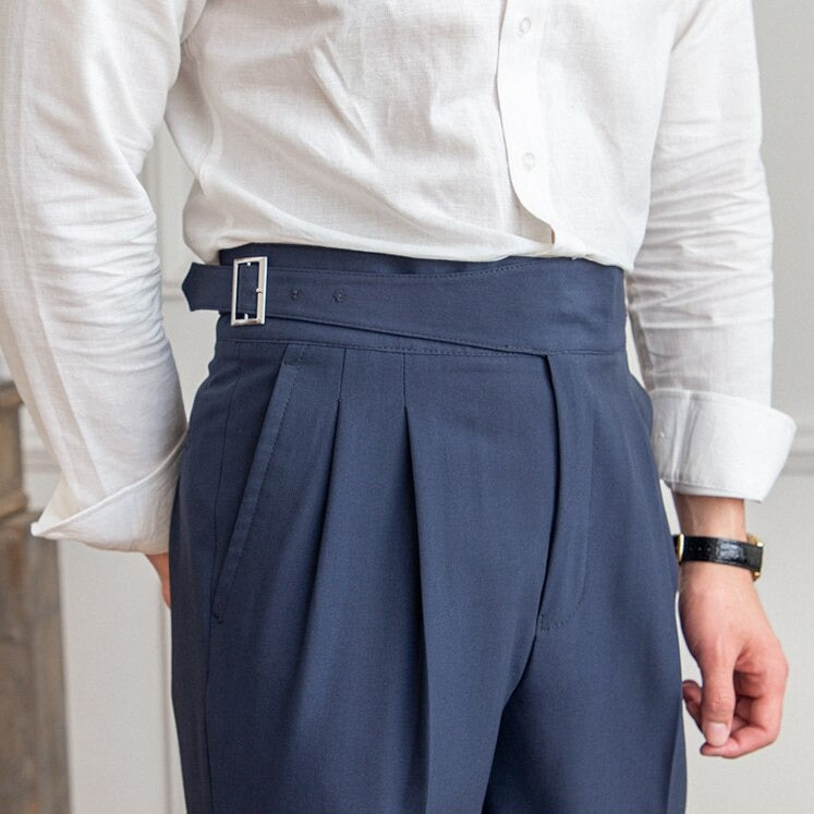 Pants with Buckle Details – Comfortable and Versatile Fit