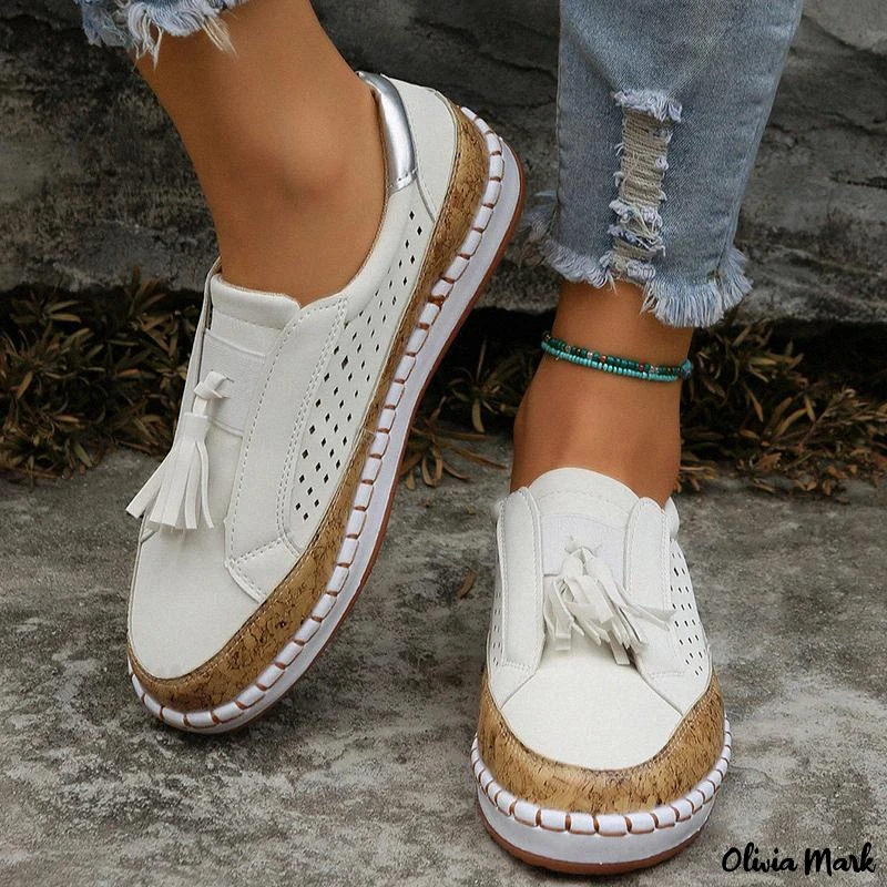 Moccasin Slippers for Women with Low Heel – Comfort and Elegance in Multiple Colors