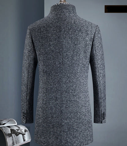 Insulating Wool Overcoat for Men with Stand-up Collar and Pockets – Slim Fit Mid-Thigh Length, Warm and Elegant