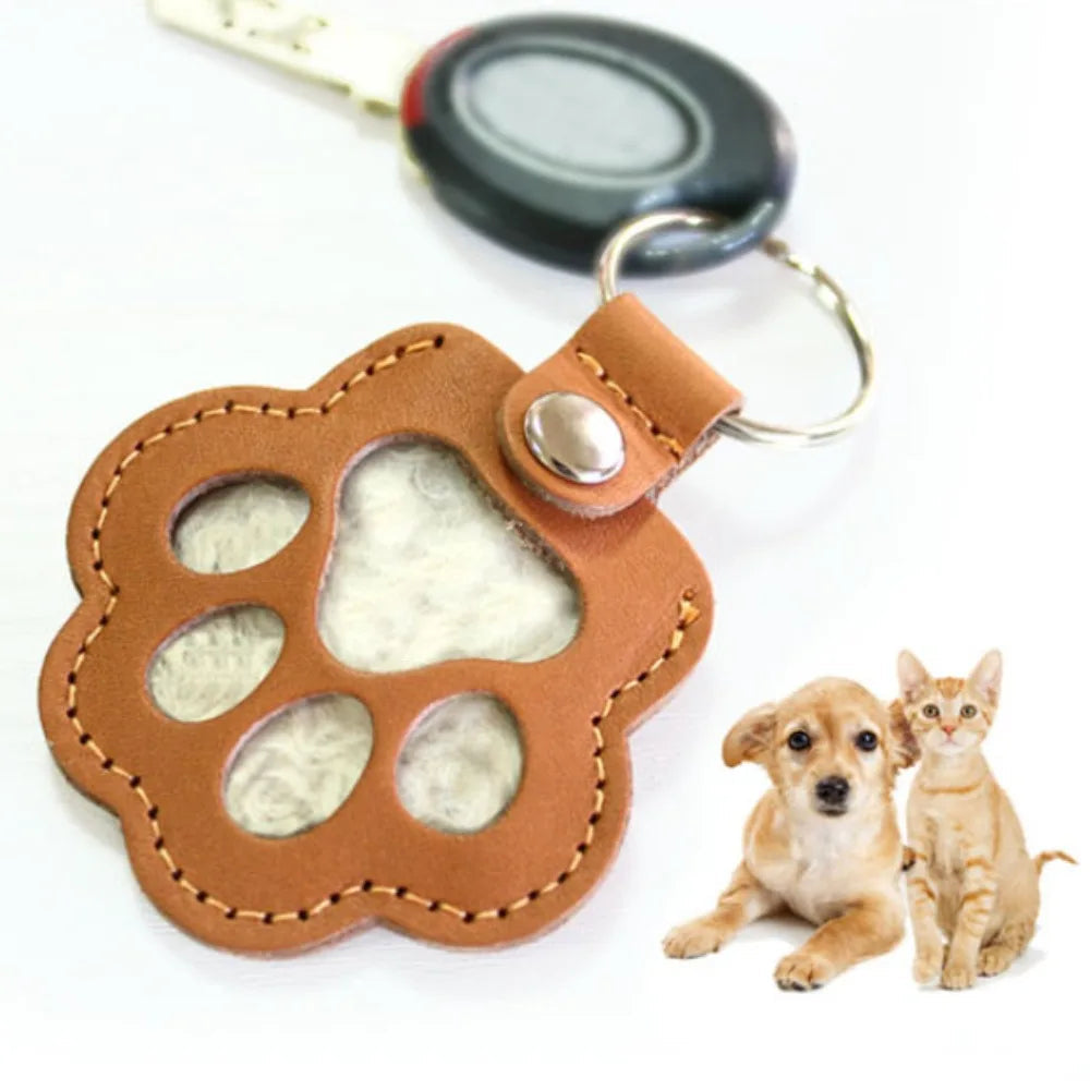 Porte-Clés en Cuir PU en Forme de Patte avec Rangement pour Poils d'Animaux – Accessoire Pratique Unisexe