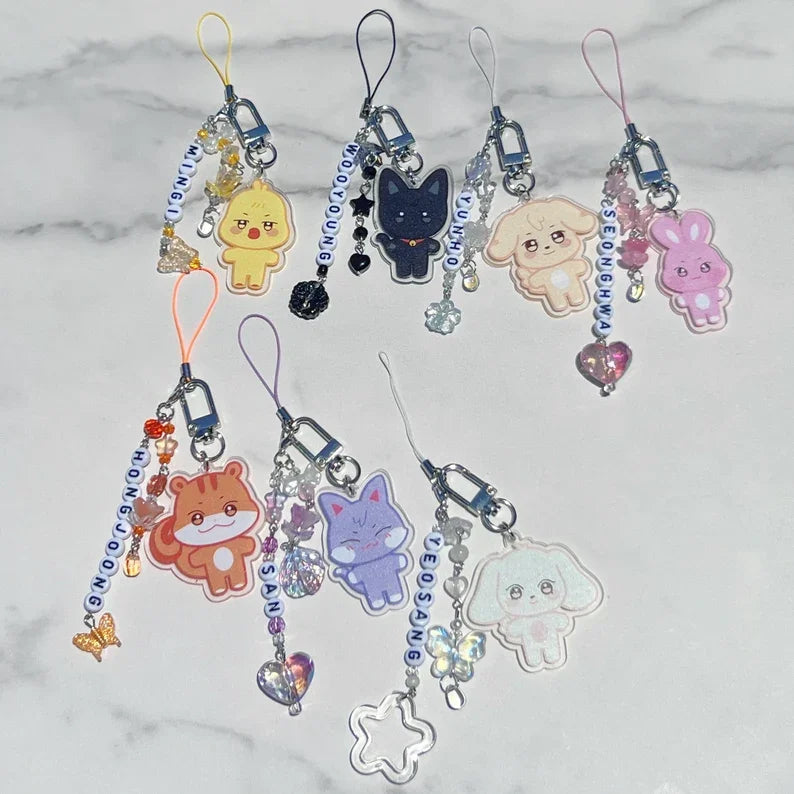 Porte-Clés en Perles avec Charms de Dessin Animé – Accessoire Léger pour Téléphone et Sac