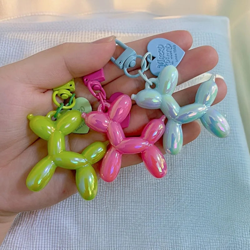Porte-clés en Résine Chien Ballon Coloré – Accessoire Amusant pour Clés, Sacs et Téléphone