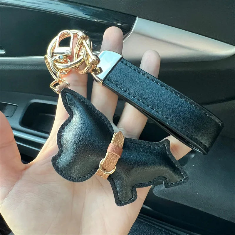 Porte Clés Personnalisé en Cuir avec Silhouette de Chien – Accessoire Élégant et Fonctionnel en Cuir Blanc
