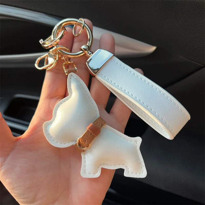 Porte Clés Personnalisé en Cuir avec Silhouette de Chien – Accessoire Élégant et Fonctionnel en Cuir Blanc