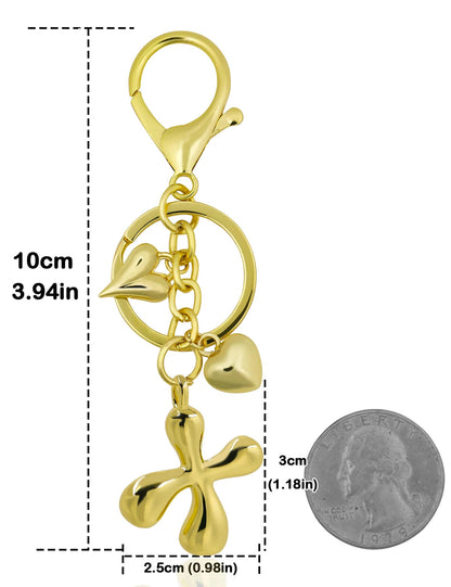 Personalized Keychain in Gold Metal with Letter and Heart Charm – Elegant Bag Accessory for Women