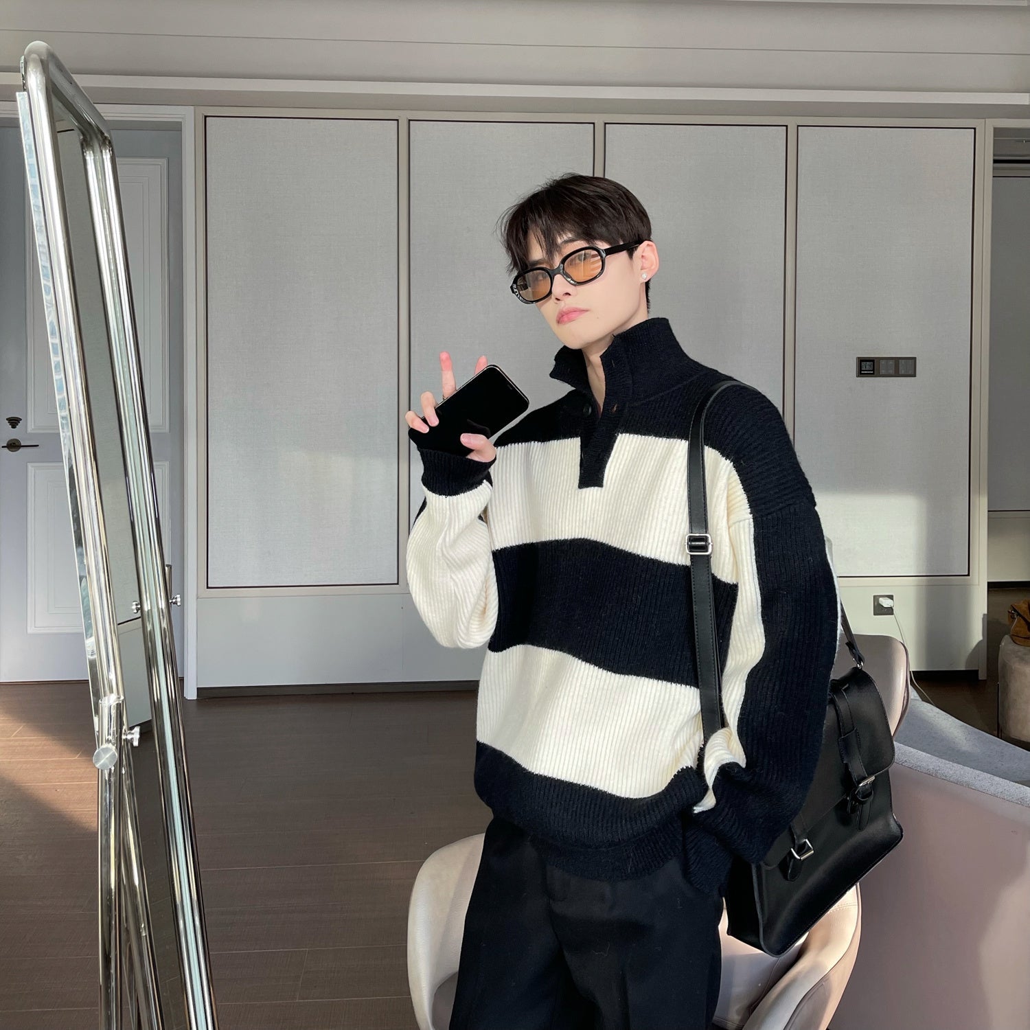 Pull pour Homme à Col Roulé en Tricot Côtelé – Silhouette Ample et Confortable pour l'Hiver