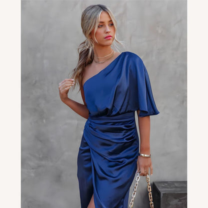 Elegant Evening Dress for Women in Silk with One Sleeve and Pleated Skirt – Ideal for Formal Events