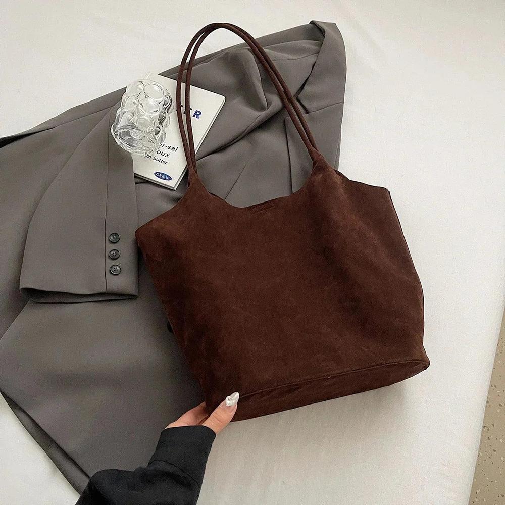 Women's Leather Handbag Juliette – Elegant 42 cm Tote, Practical and Versatile for Daily Use