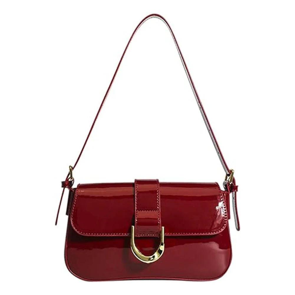 Sac à Bandoulière en Cuir Verni pour Femme – Sac Chic et Élégant avec Boucle et Finition Brillante