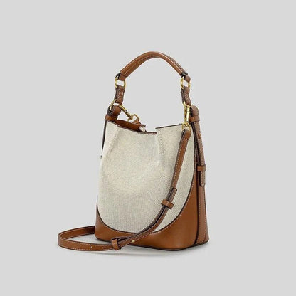 Timeless women's leather handbag – 19x21x11 cm, elegant and practical design for all occasions
