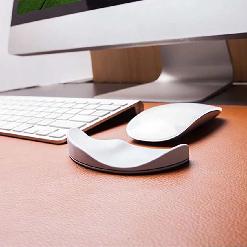 Ergonomic silicone gel mouse pad with non-slip wrist support – Optimal comfort for office and gaming