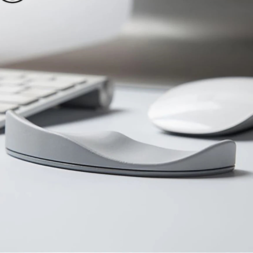Ergonomic silicone gel mouse pad with non-slip wrist support – Optimal comfort for office and gaming