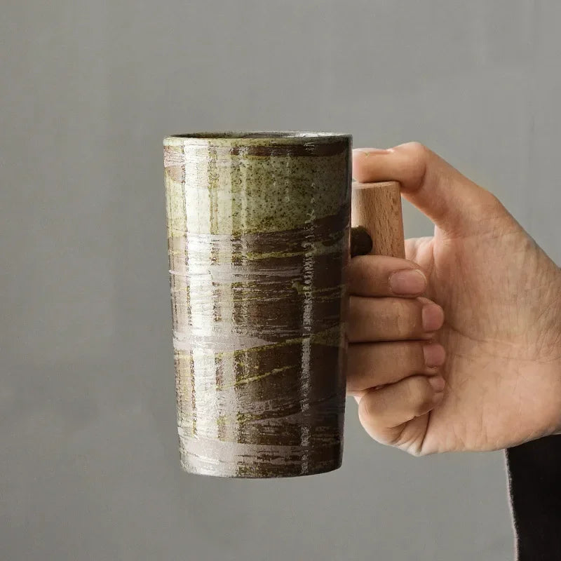 Tasse à Café en Grès Japonais avec Poignée en Bois – Artisanat Unique Parfaite pour Couples, Design Élégant et Durable