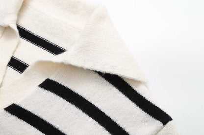 Wanda Striped Sweater | V-Neck, Relaxed Fit