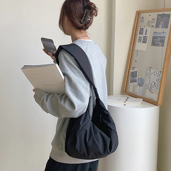 Grand Sac À Bandoulière Femme en Nylon Résistant avec Bandoulière Réglable – Sac Décontracté Ultra Léger pour Quotidien