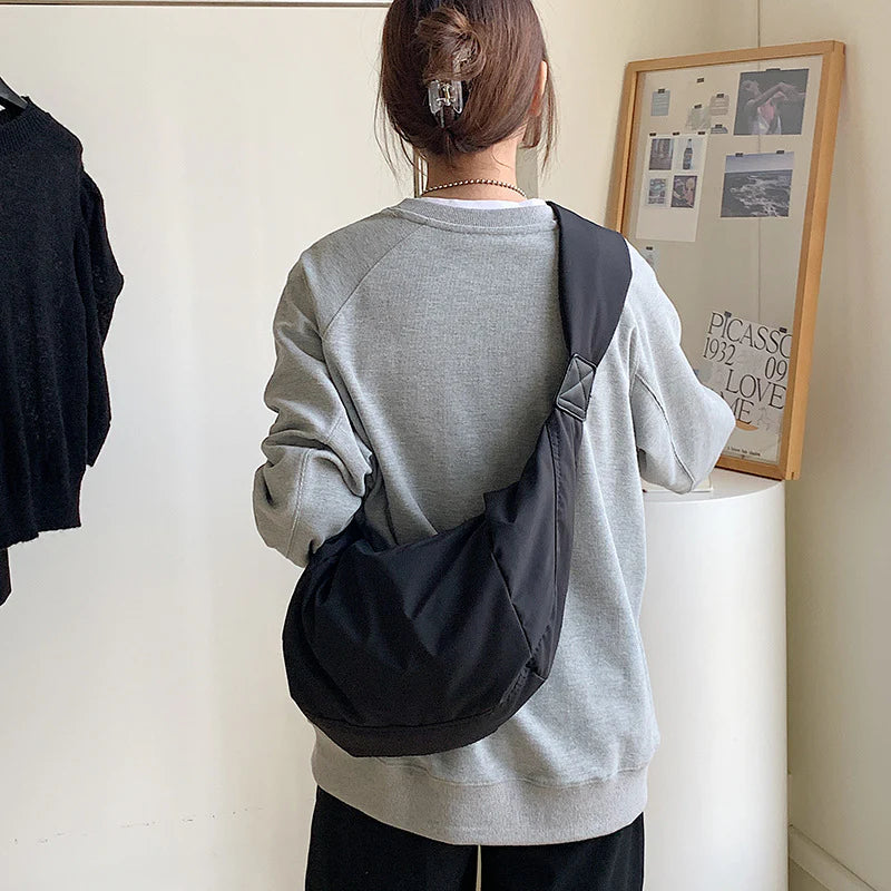 Grand Sac À Bandoulière Femme en Nylon Résistant avec Bandoulière Réglable – Sac Décontracté Ultra Léger pour Quotidien