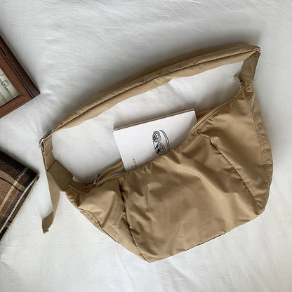 Large Women's Shoulder Bag in Durable Nylon with Adjustable Strap – Ultra-Light Casual Bag for Everyday Use