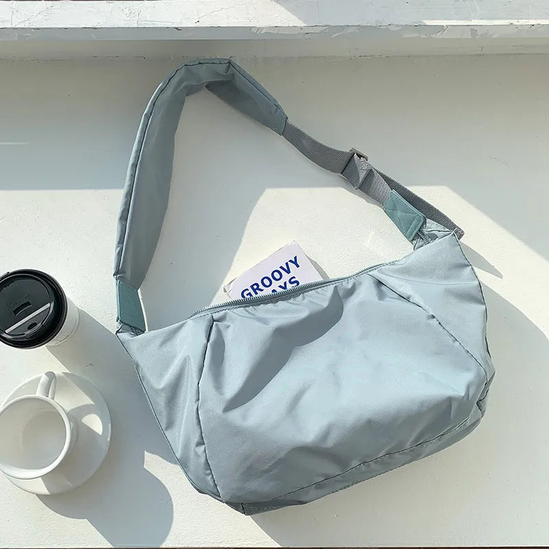Grand Sac À Bandoulière Femme en Nylon Résistant avec Bandoulière Réglable – Sac Décontracté Ultra Léger pour Quotidien
