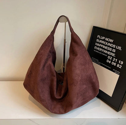 Suede Shoulder Bag for Women – Elegant Slouchy Hobo Bag with Large Capacity and Zipper Closure