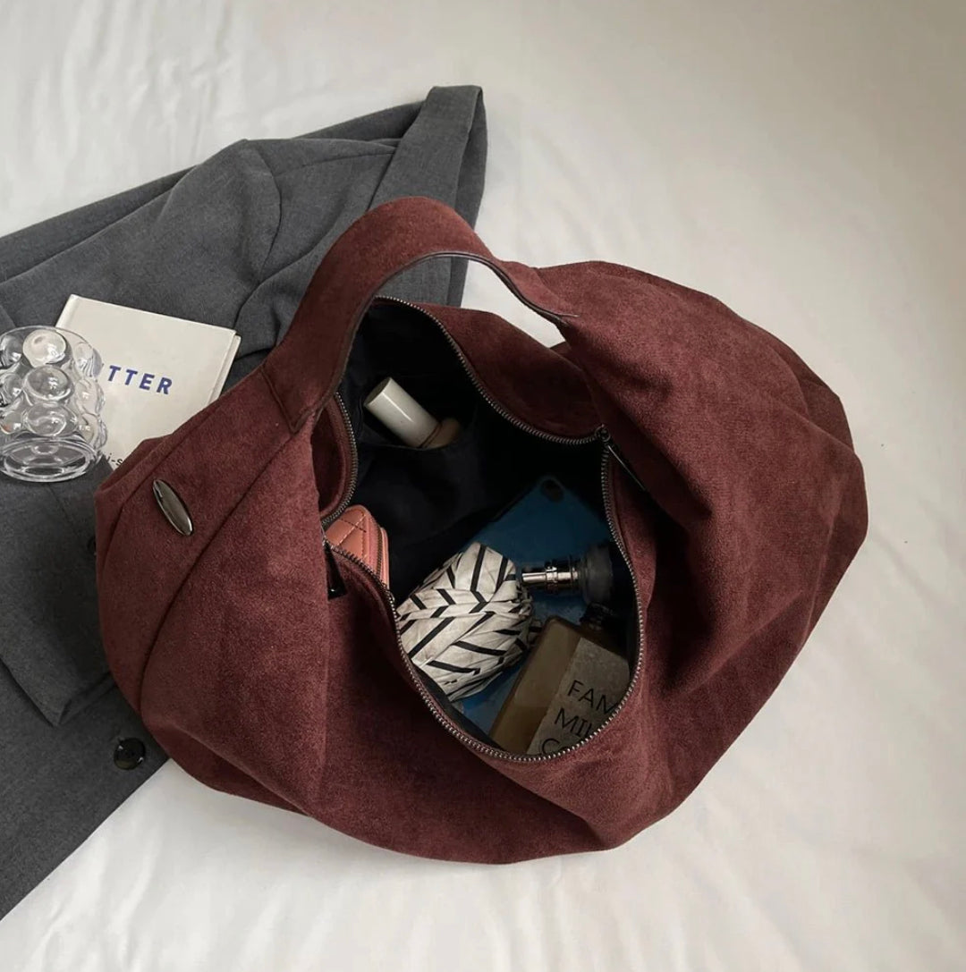 Suede Shoulder Bag for Women – Elegant Slouchy Hobo Bag with Large Capacity and Zipper Closure