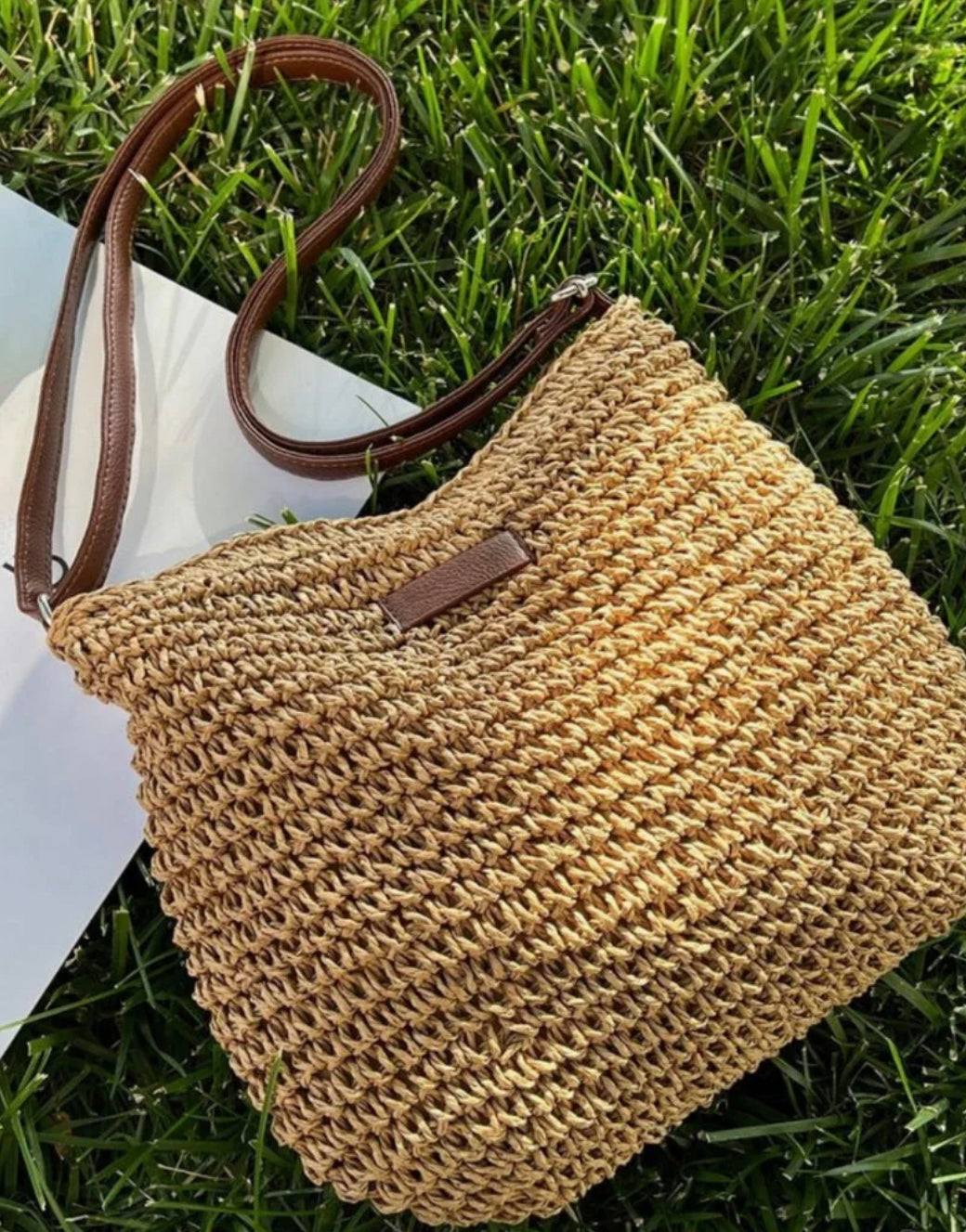 Premium Women's Straw Shoulder Bag with Adjustable Vegan Leather Strap – Ideal for Everyday Use