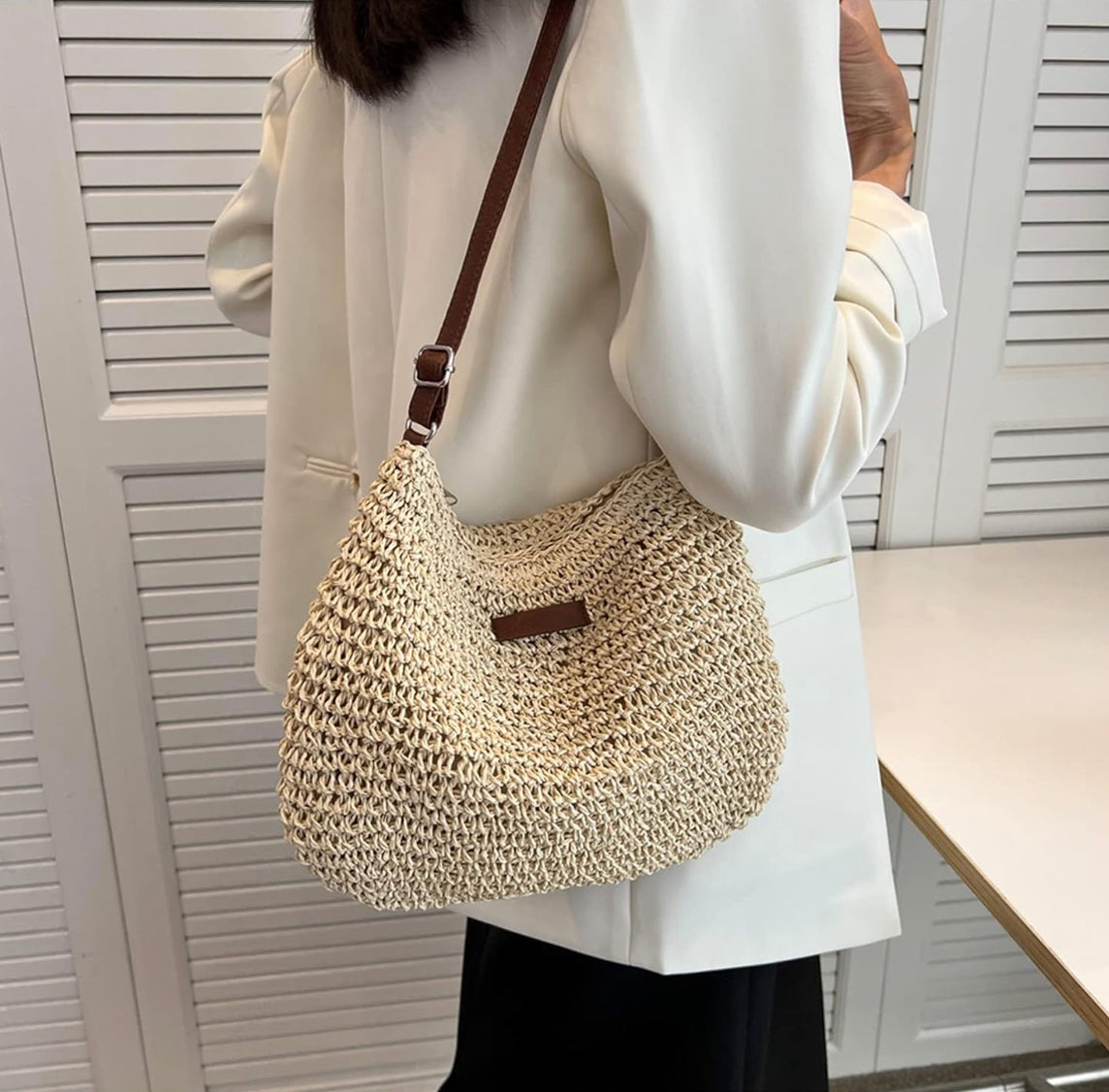 Sac à Bandoulière Femme en Paille Premium avec Bandoulière Ajustable en Cuir Végan – Idéal pour le Quotidien