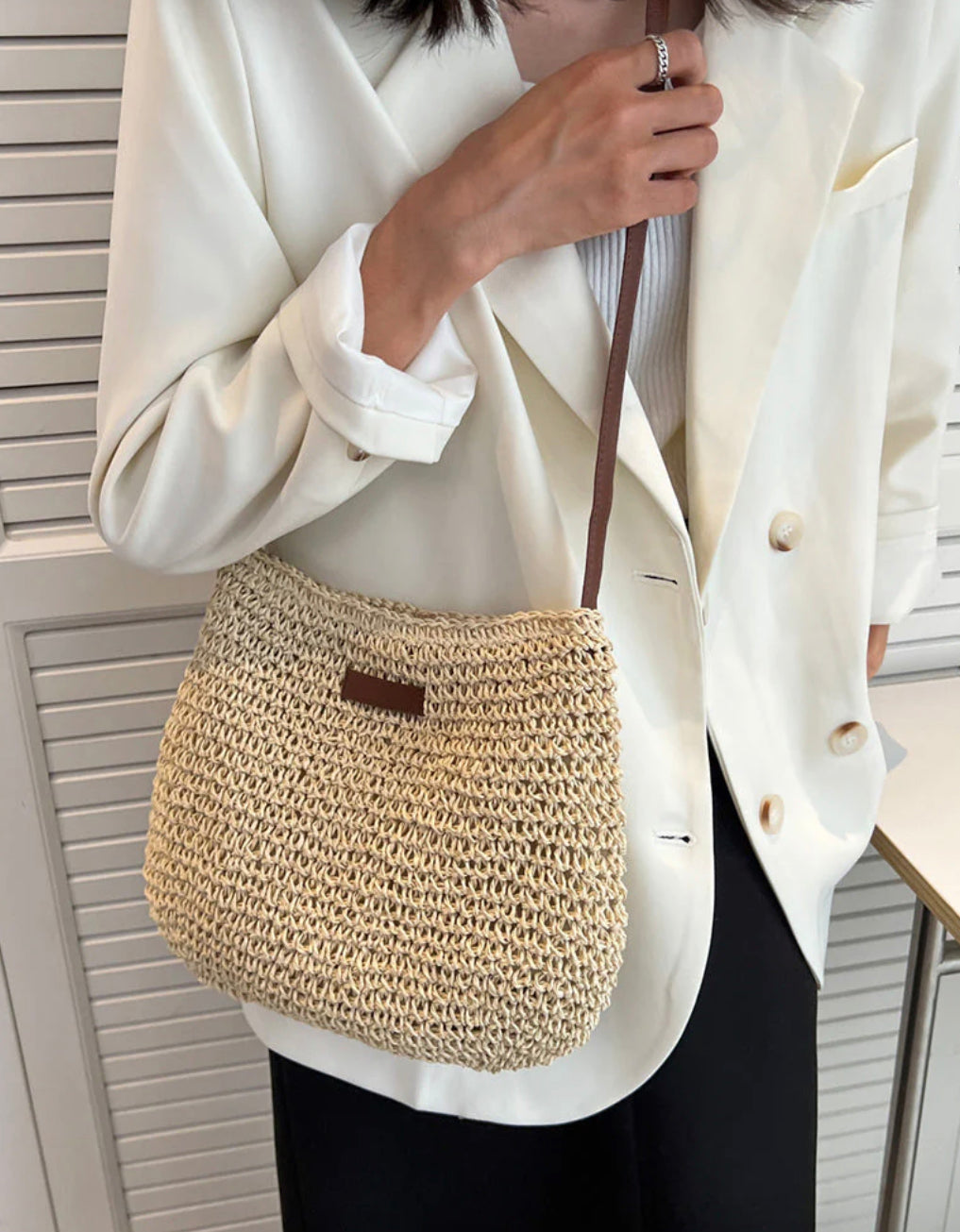 Sac à Bandoulière Femme en Paille Premium avec Bandoulière Ajustable en Cuir Végan – Idéal pour le Quotidien