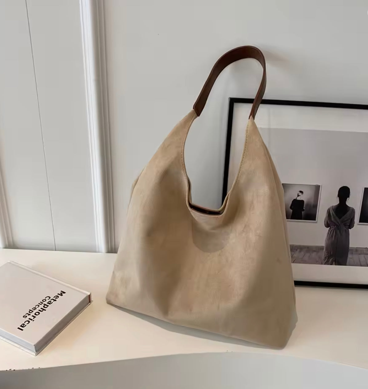 Women's Vegan Leather Semi-Circular Shoulder Bag for 13 Inch Macbook – Elegant and Spacious