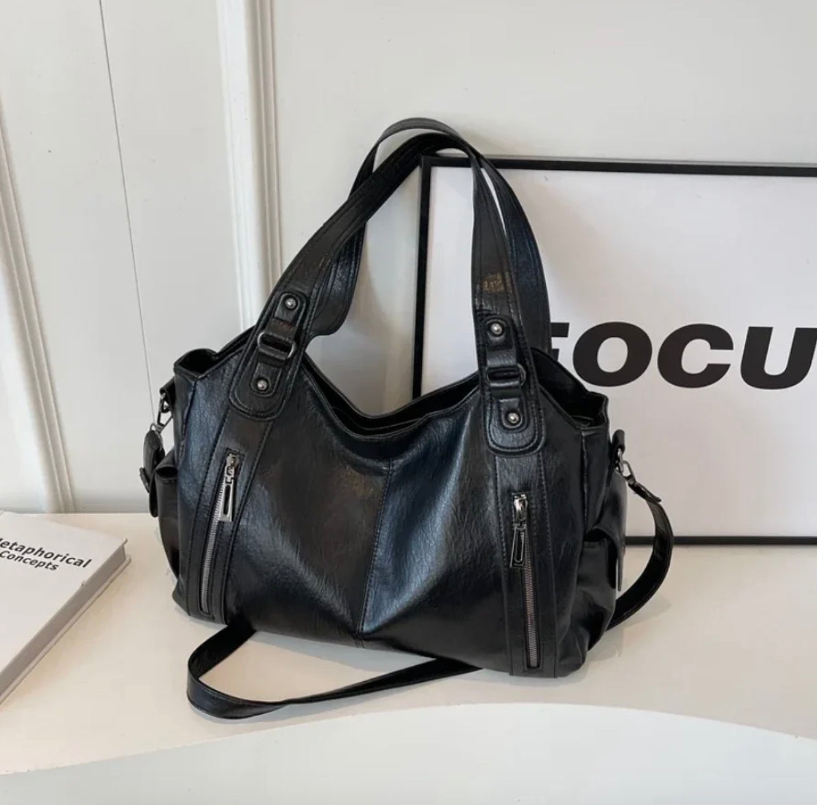 Elegant Leather Tote Bag for Women – Large Storage Space, Ideal for Work and Outings