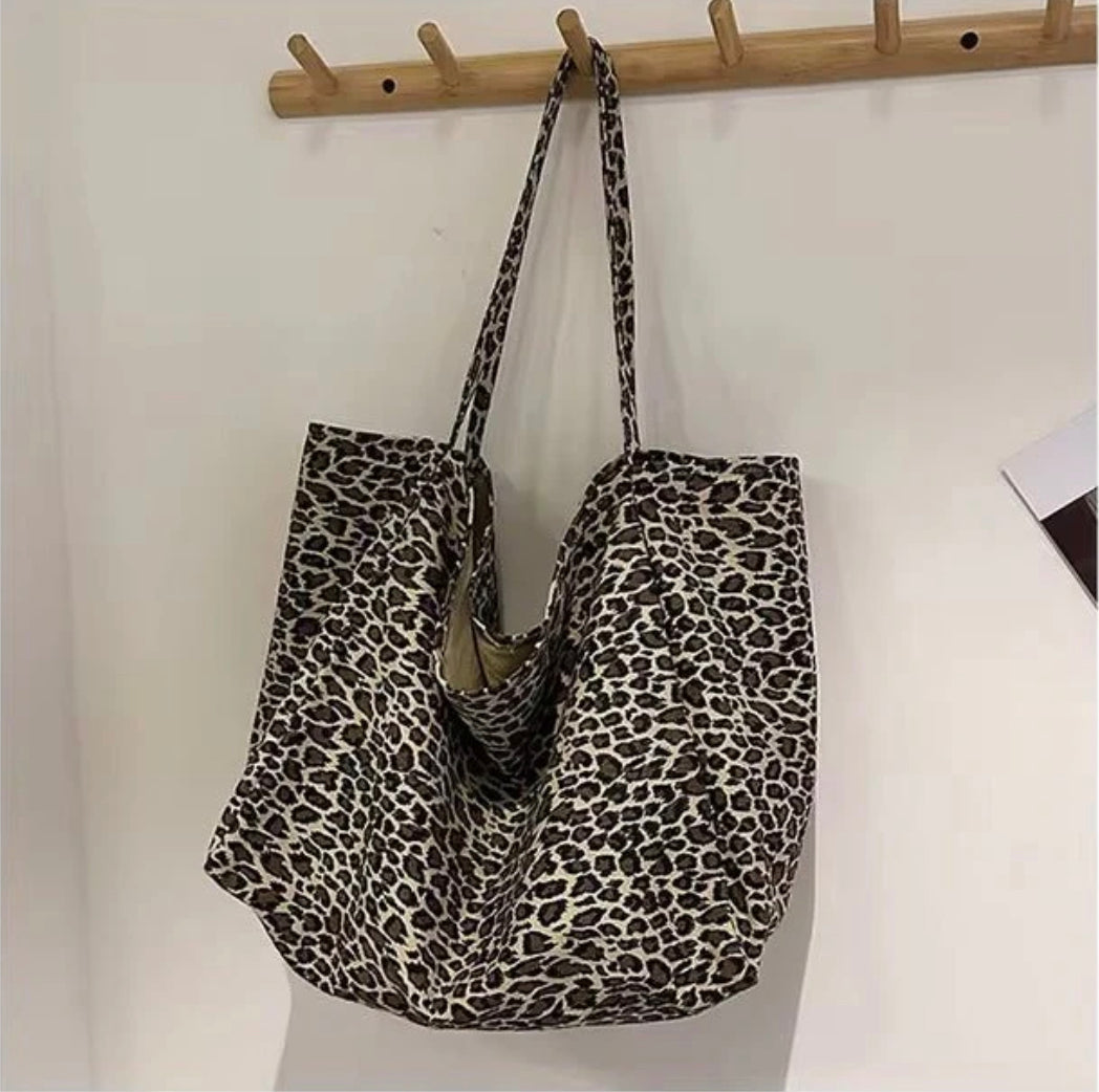 Multicolor Polyester Shopping Bag with Plant Pattern – Chic BCBG Elegance for Women, Large Capacity and Double Handle