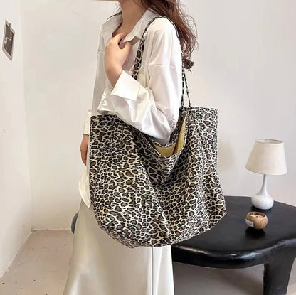 Multicolor Polyester Shopping Bag with Plant Pattern – Chic BCBG Elegance for Women, Large Capacity and Double Handle