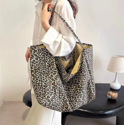 Multicolor Polyester Shopping Bag with Plant Pattern – Chic BCBG Elegance for Women, Large Capacity and Double Handle