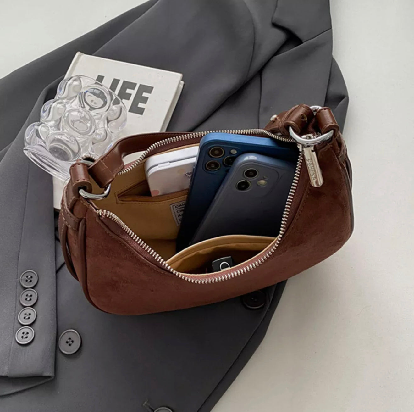 Sac à Bandoulière en Croissant Femme en Faux Daim avec Sangle Réglable – Sac à Main Pratique et Tendance