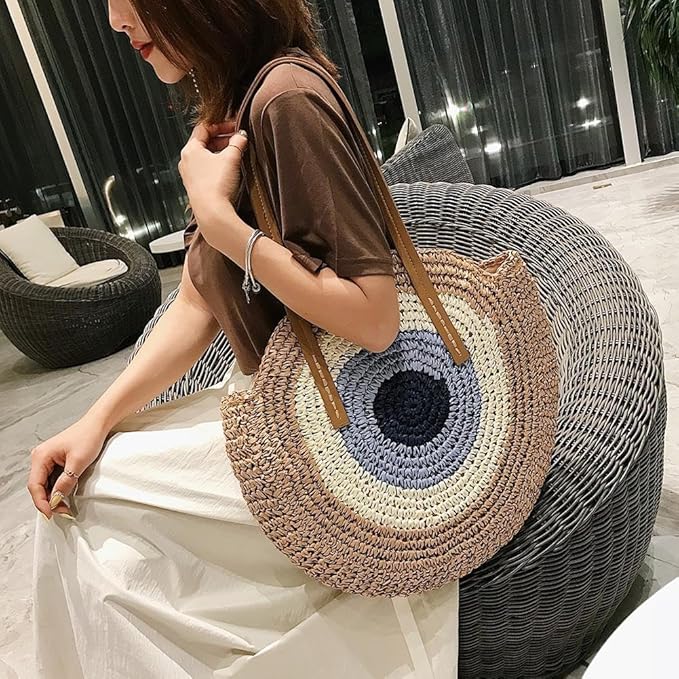 Women's Woven Straw Shoulder Bag – Elegant and Practical for Summer Outings, 30 x 2 x 43 cm