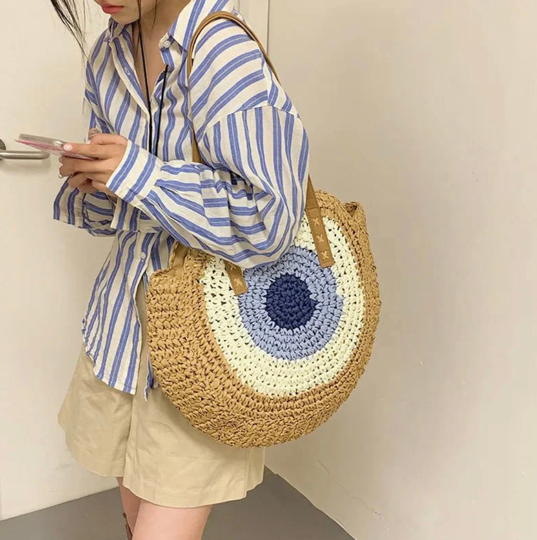 Women's Woven Straw Shoulder Bag – Elegant and Practical for Summer Outings, 30 x 2 x 43 cm