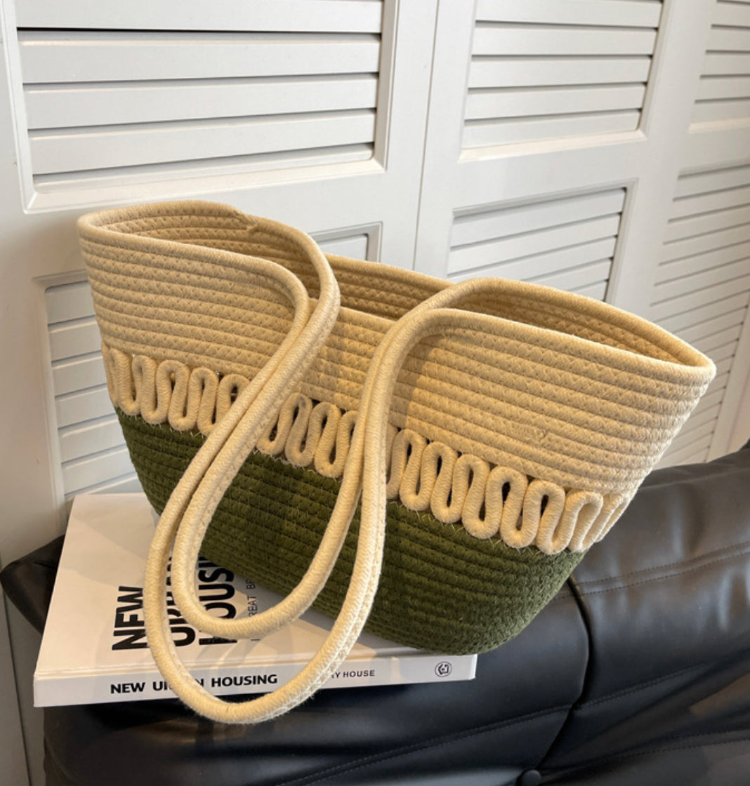 Women's Khaki Straw Beach Bag Handmade – Large Beach Bag Ideal for Summer and Leisure Activities