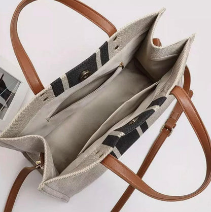 Durable Canvas Tote Bag for Women with Stripes – Large Versatile Handbag for Outings and Daily Use