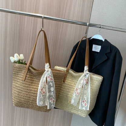 Women's Straw Tote Bag with Faux Leather Handles and Floral Scarf – Boho-Chic Accessory 30x31 cm