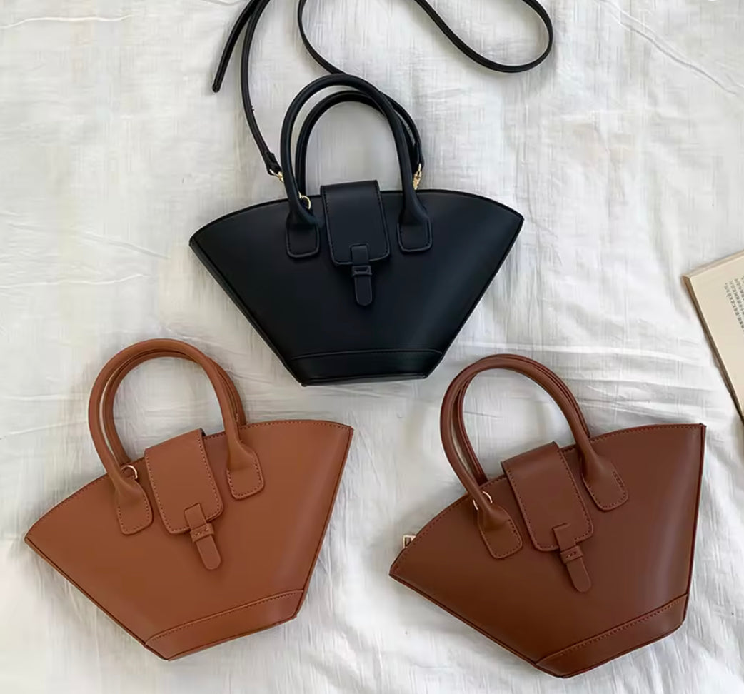 Sac Bandoulière Femme Élégant en Cuir Végétal avec Compartiment Zippé – Design Unique et Bandoulière Réglable